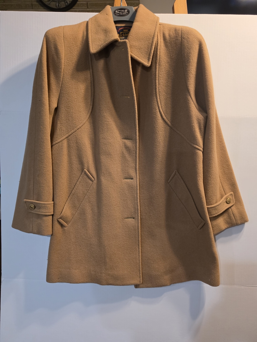 Women's Camel Wool Pea Coat - Classic Single-Breasted Style
